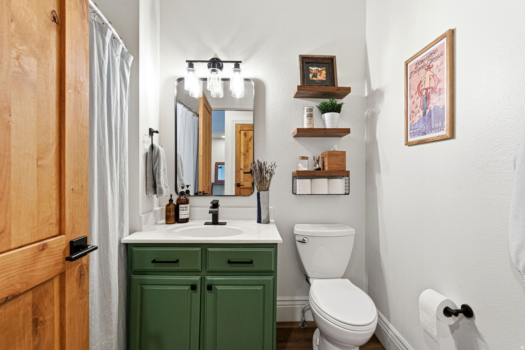 PINEBROOK POINTE CON - Residential