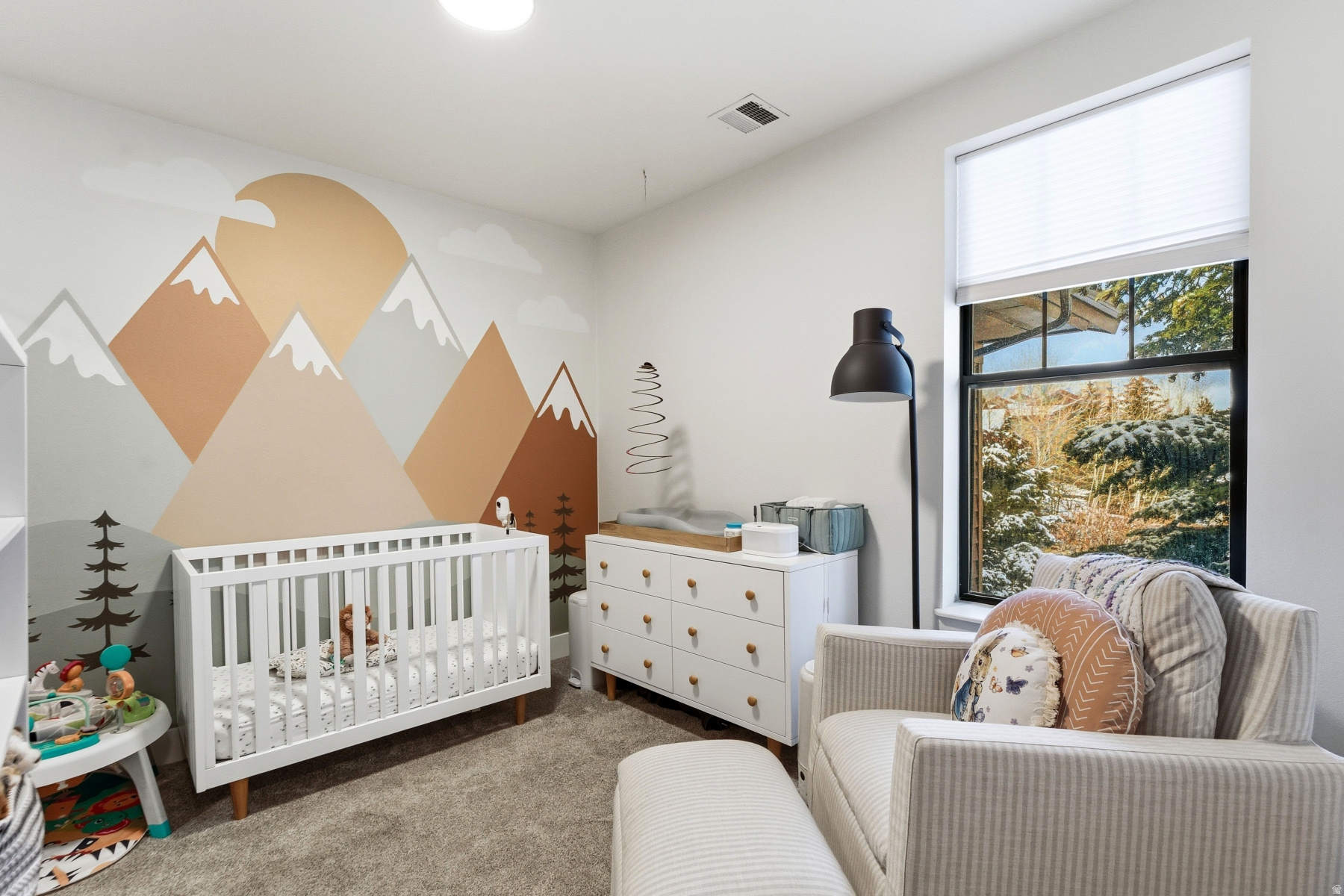 PINEBROOK POINTE CON - Residential