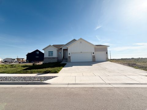 Photo of 3639 S MACY LN #LOT 18, West Haven, UT 84401 (MLS # 2157245)