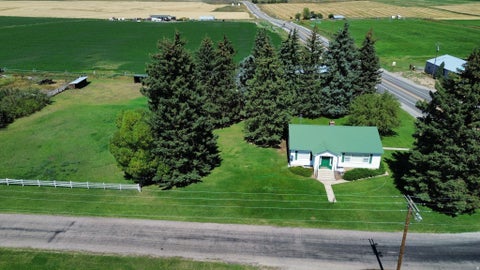 Homes For Sale - 114 W 7 St<br/> Georgetown, ID 83239