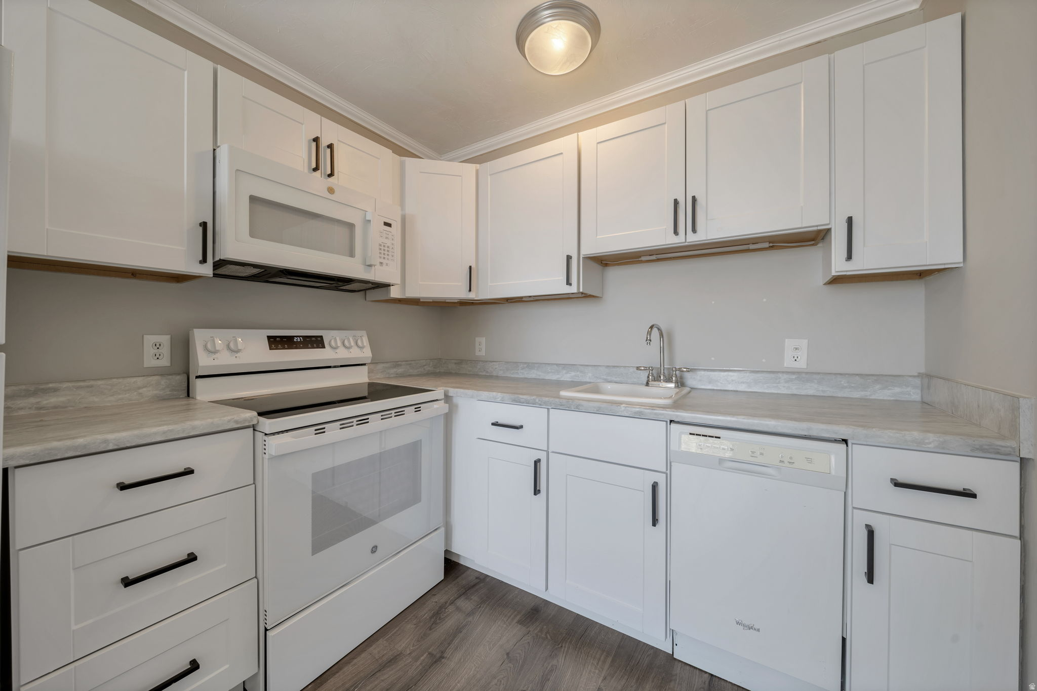 CAPITOL GARDENS - Residential