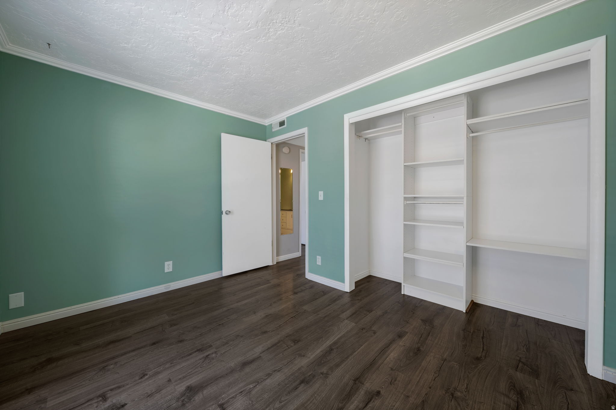 CAPITOL GARDENS - Residential