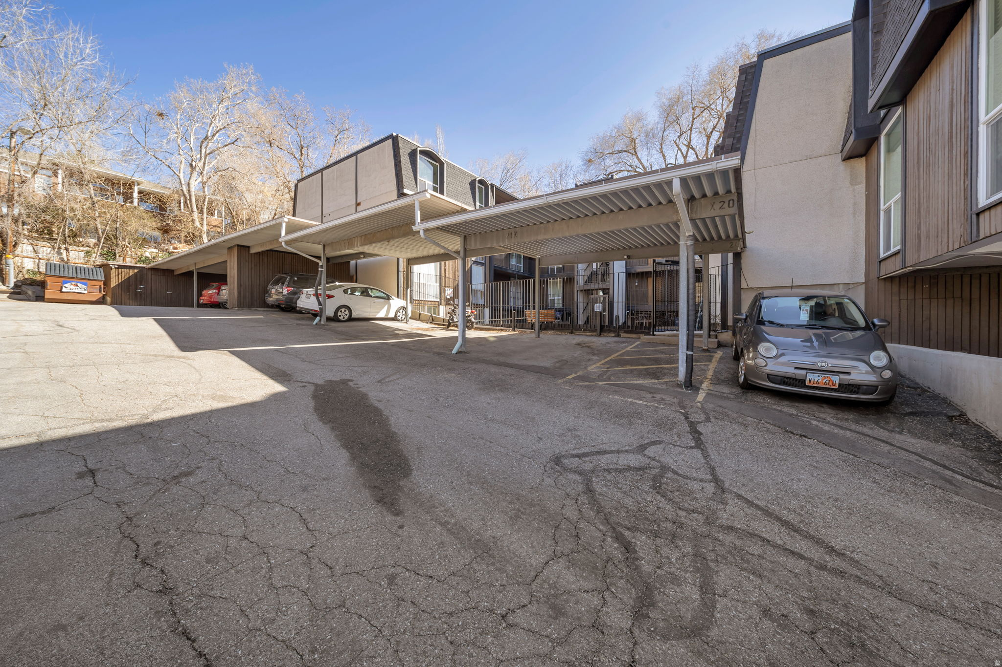 CAPITOL GARDENS - Residential