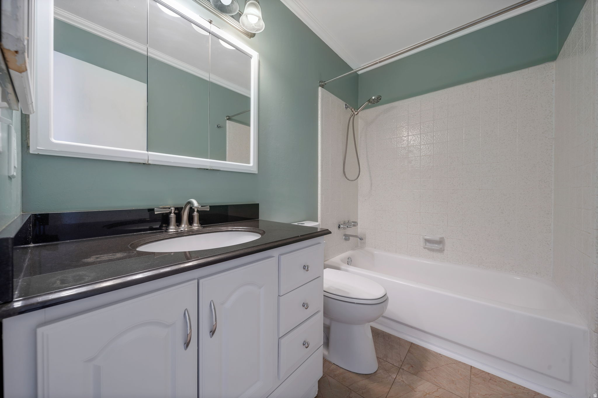 CAPITOL GARDENS - Residential