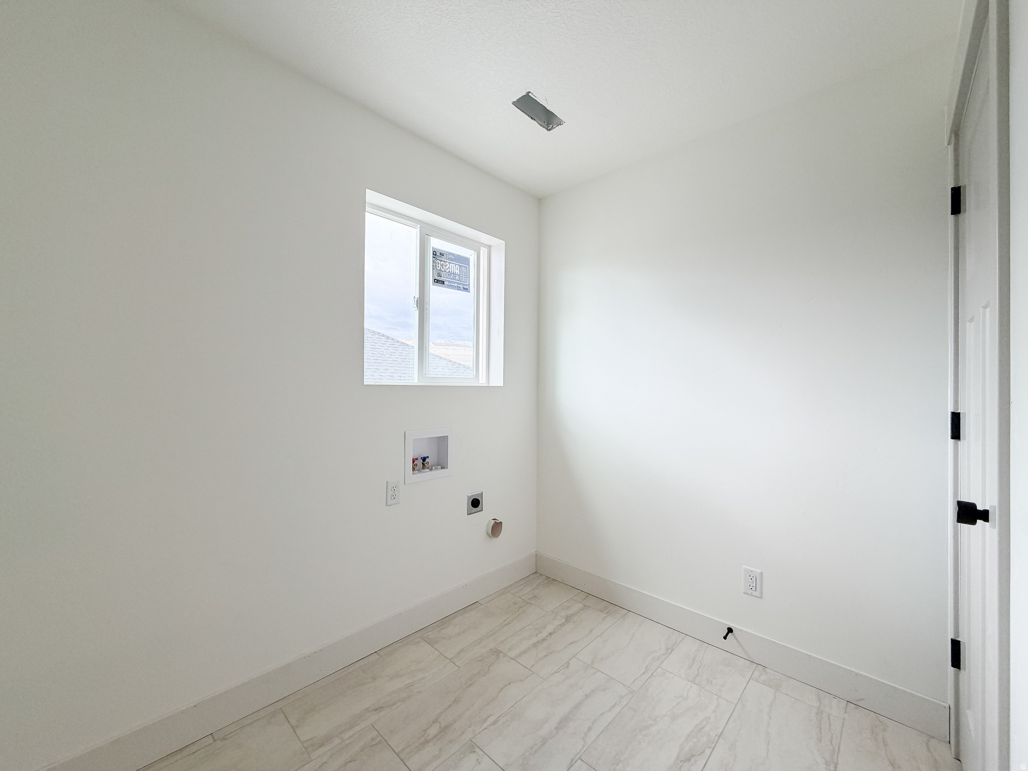 HIDDEN OAKS - Residential