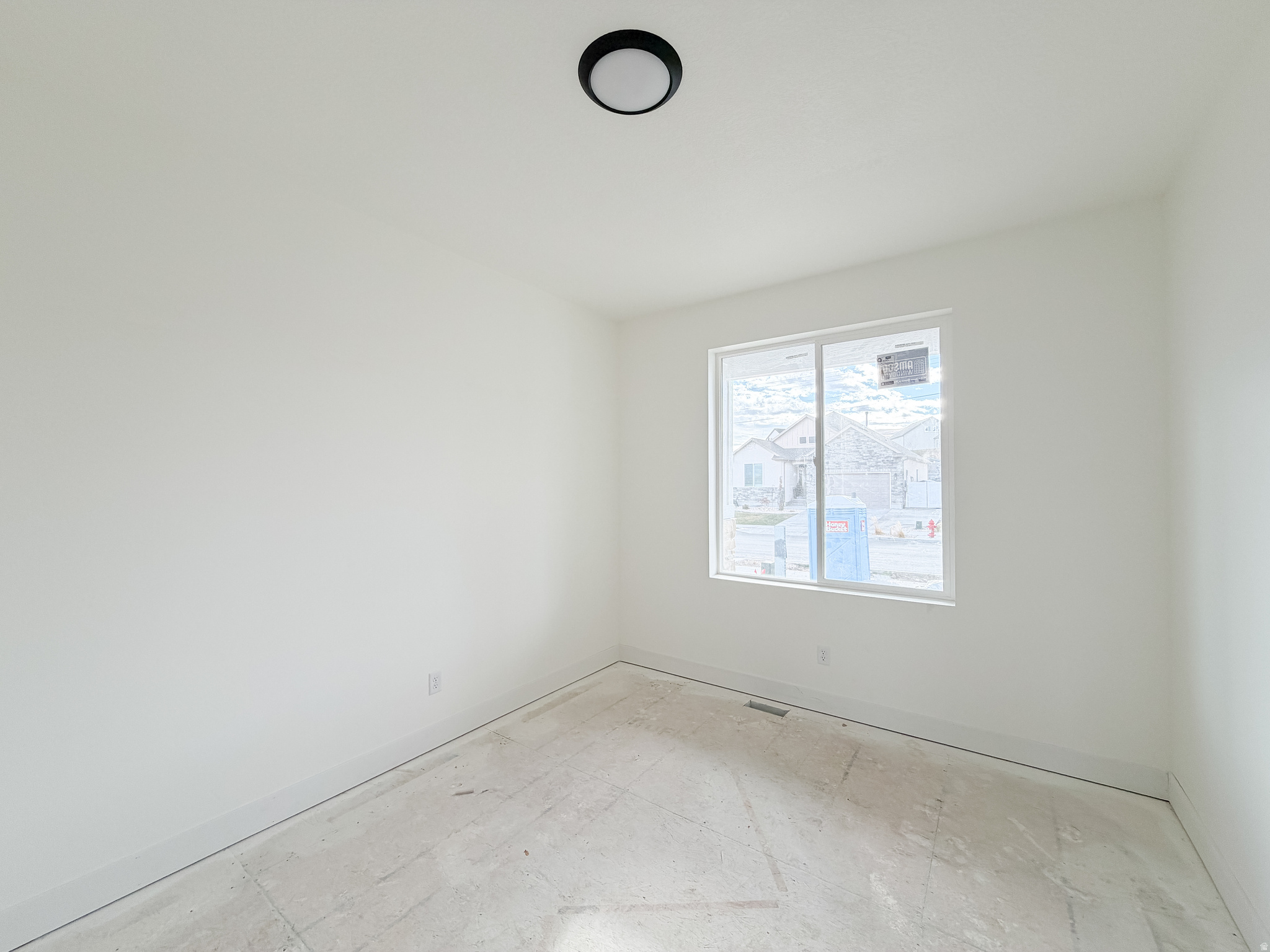 HIDDEN OAKS - Residential