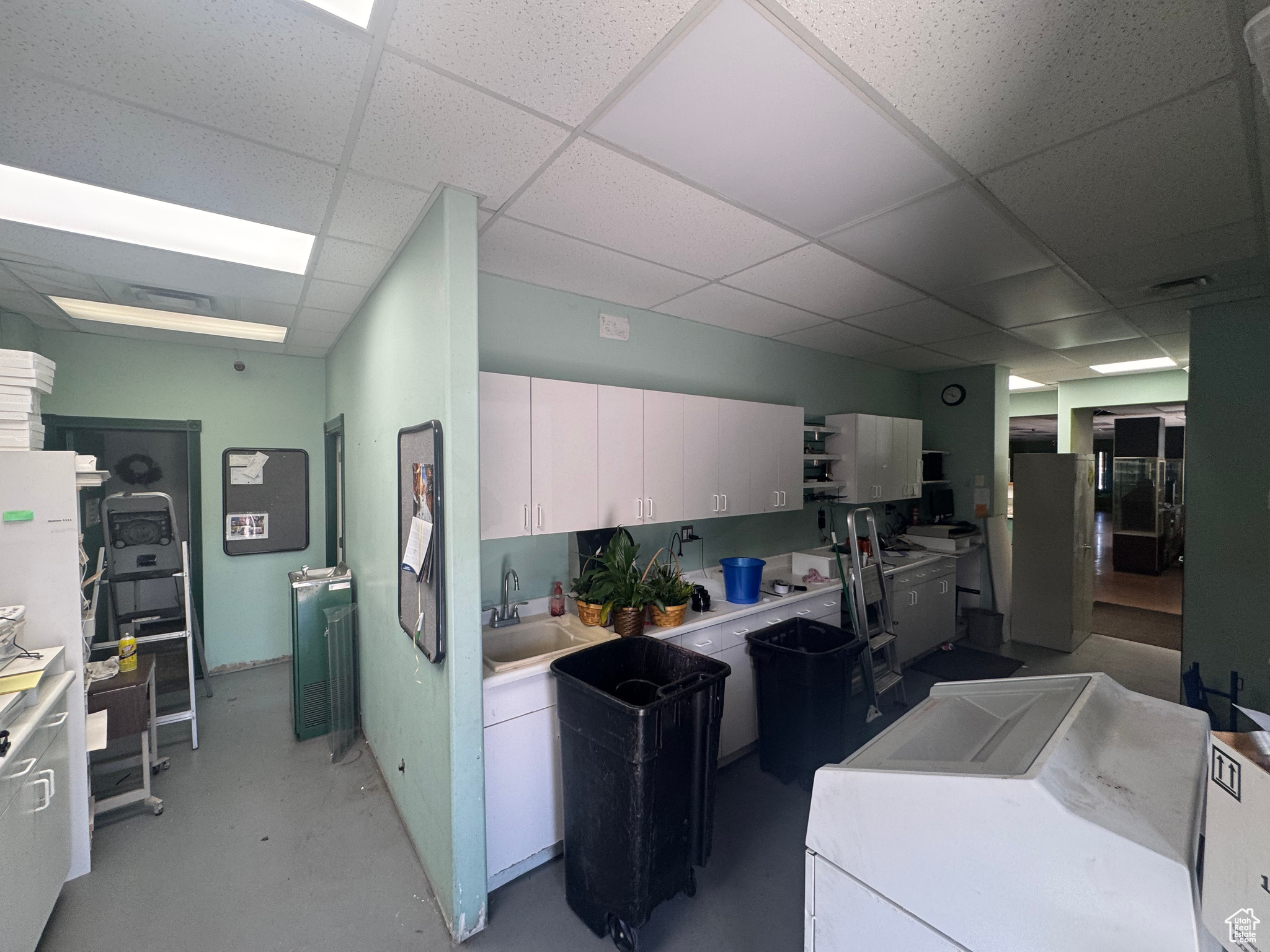 PERRY SUB - Commercial Lease