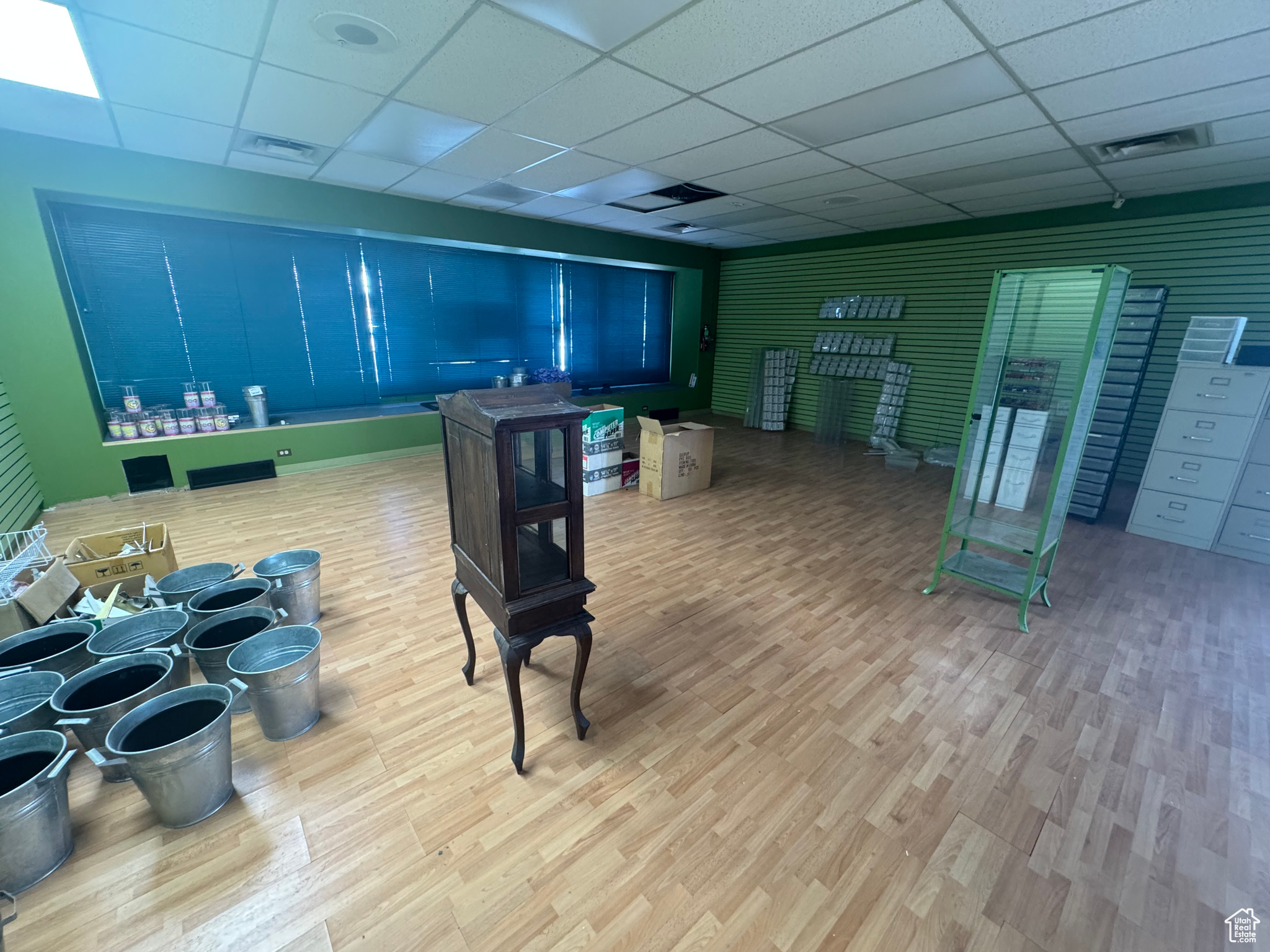 PERRY SUB - Commercial Lease