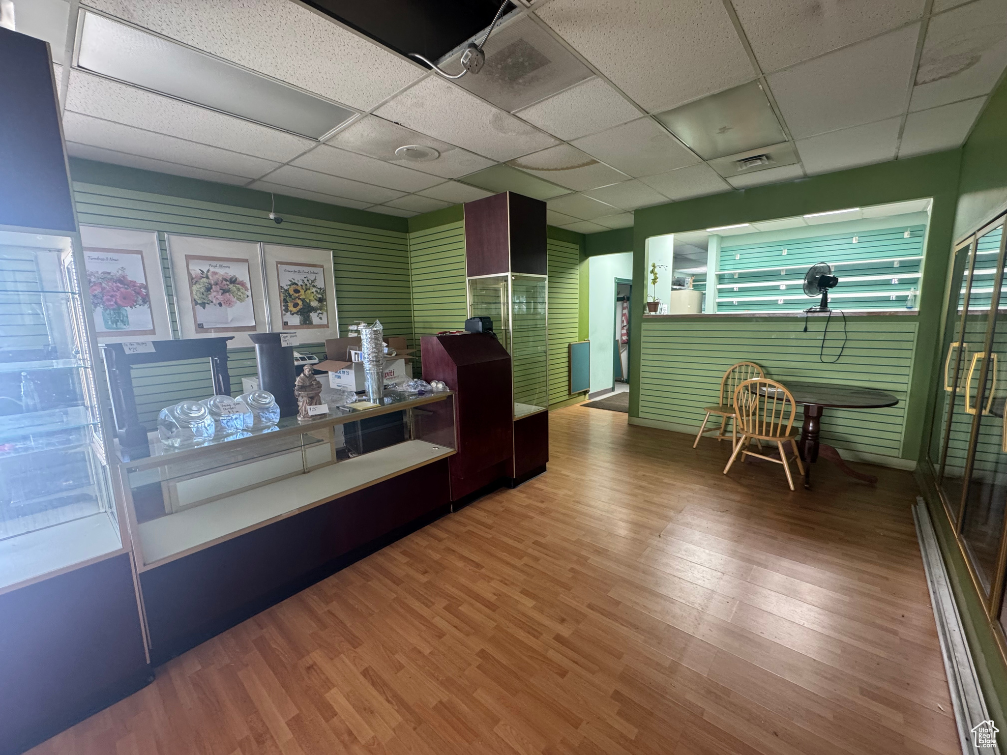 PERRY SUB - Commercial Lease