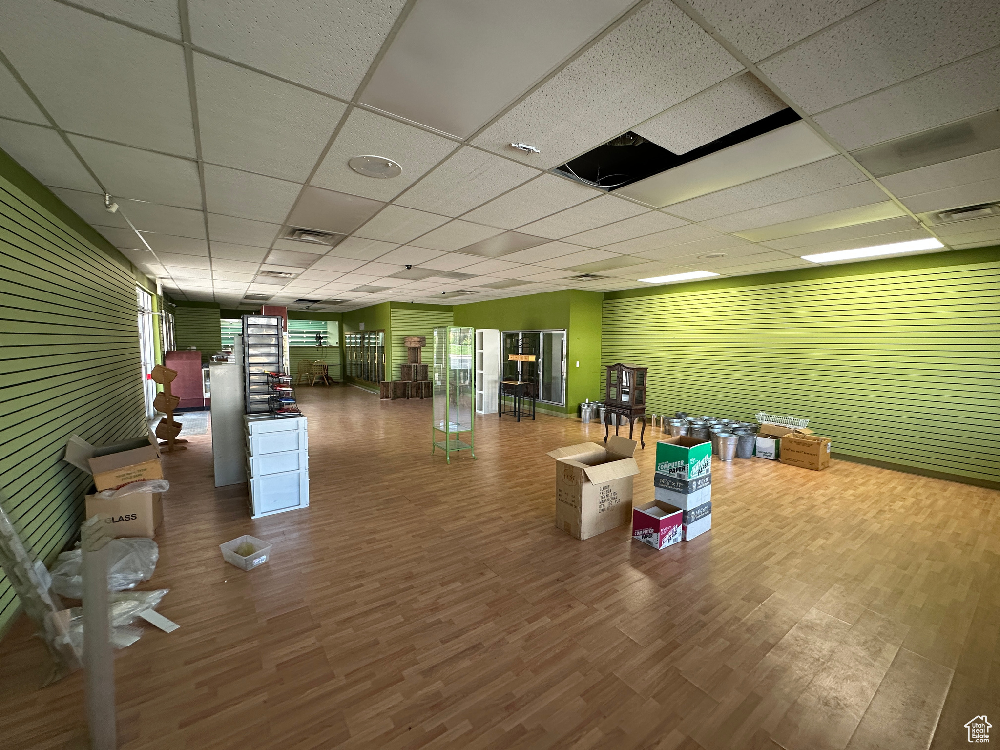 PERRY SUB - Commercial Lease
