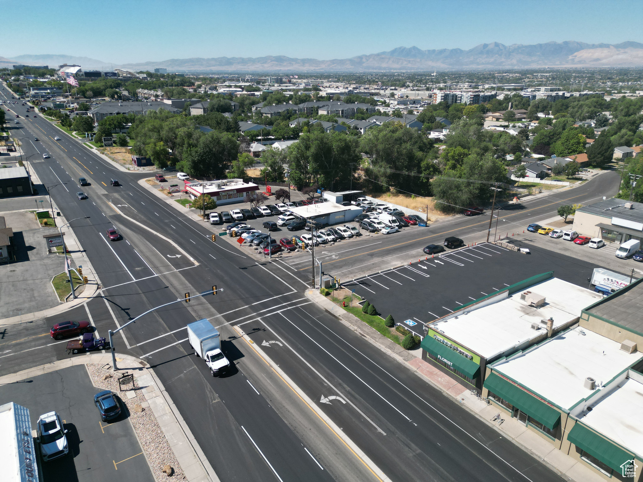 PERRY SUB - Commercial Lease