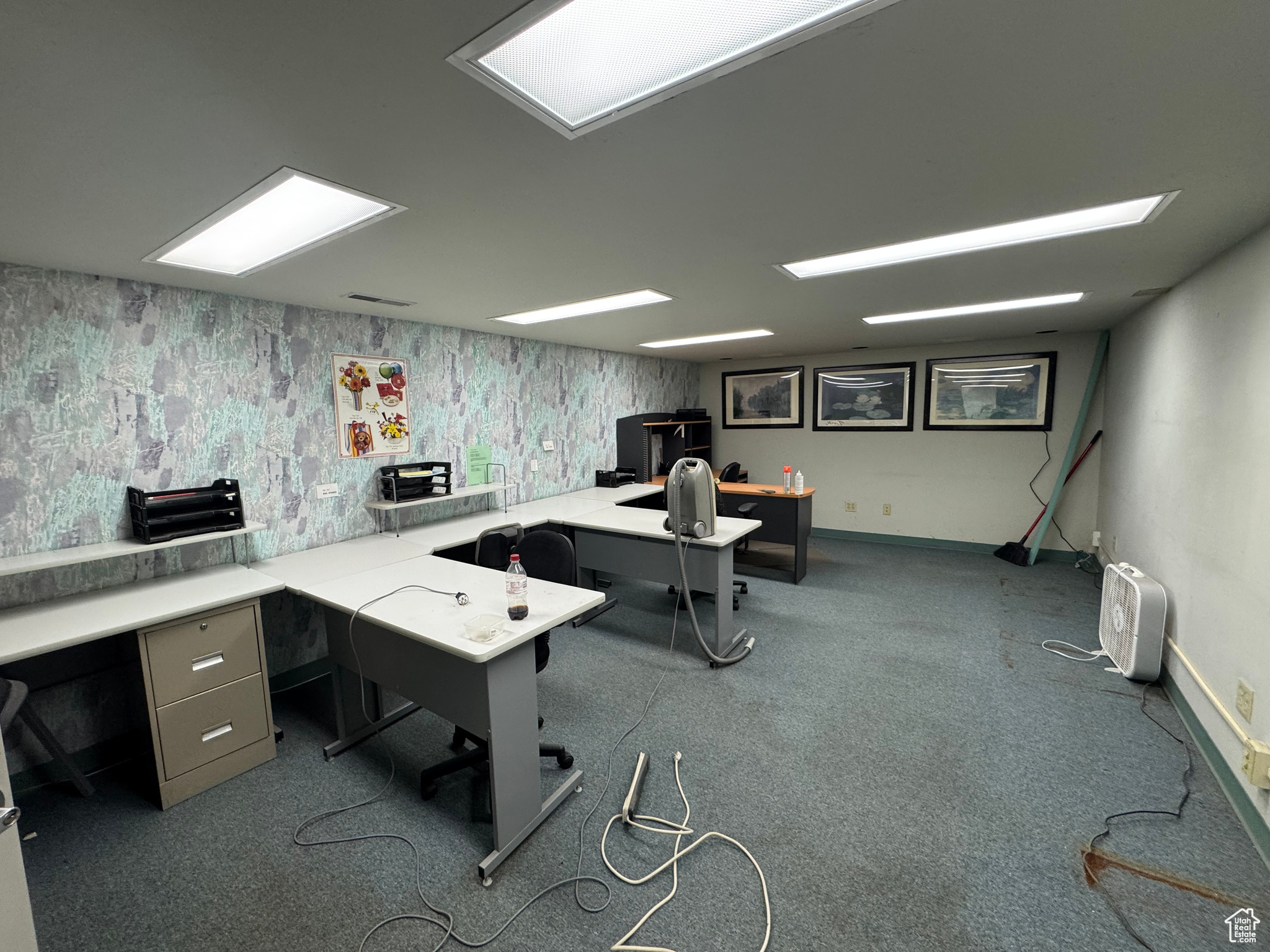 PERRY SUB - Commercial Lease