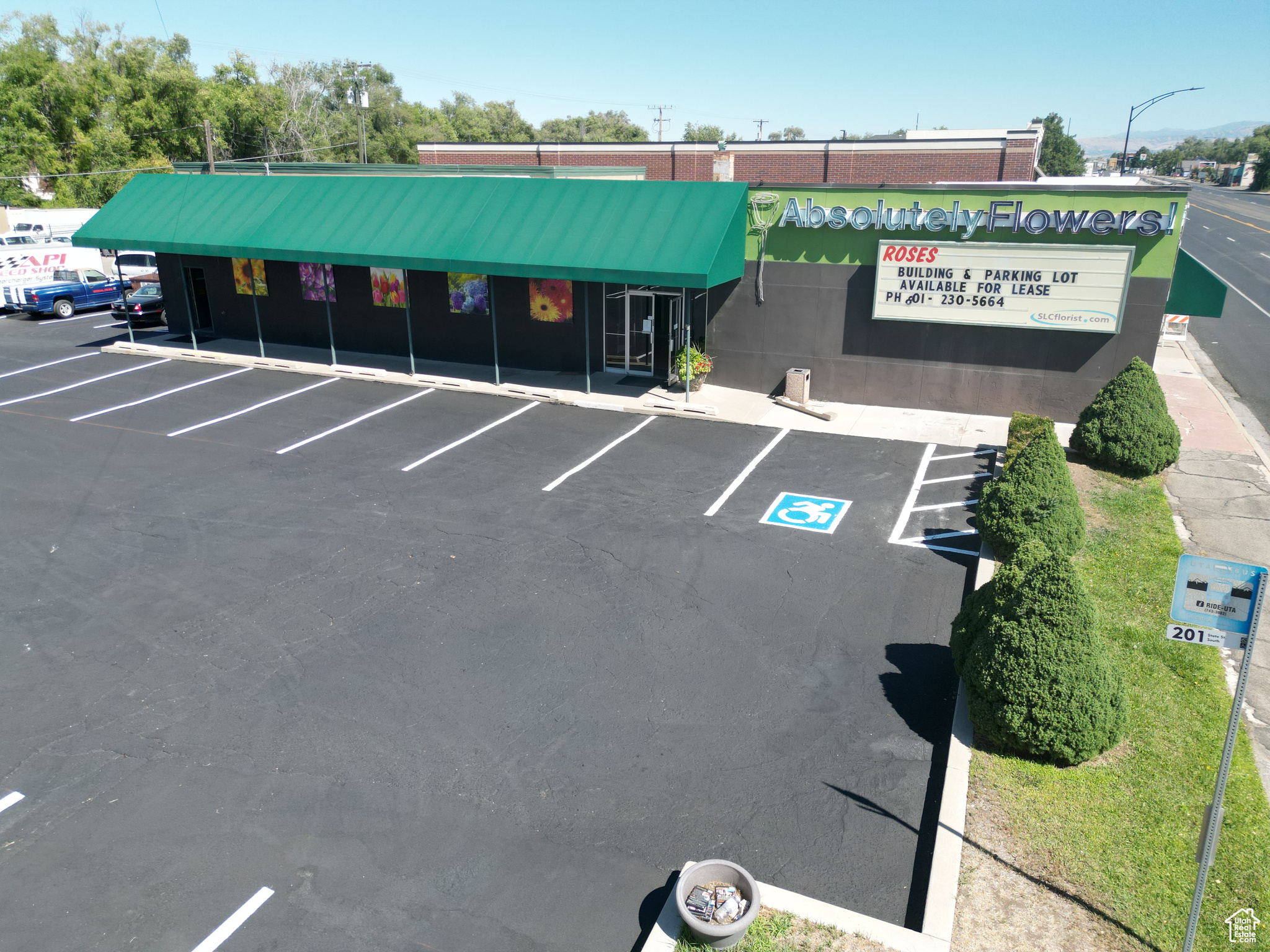 PERRY SUB - Commercial Lease