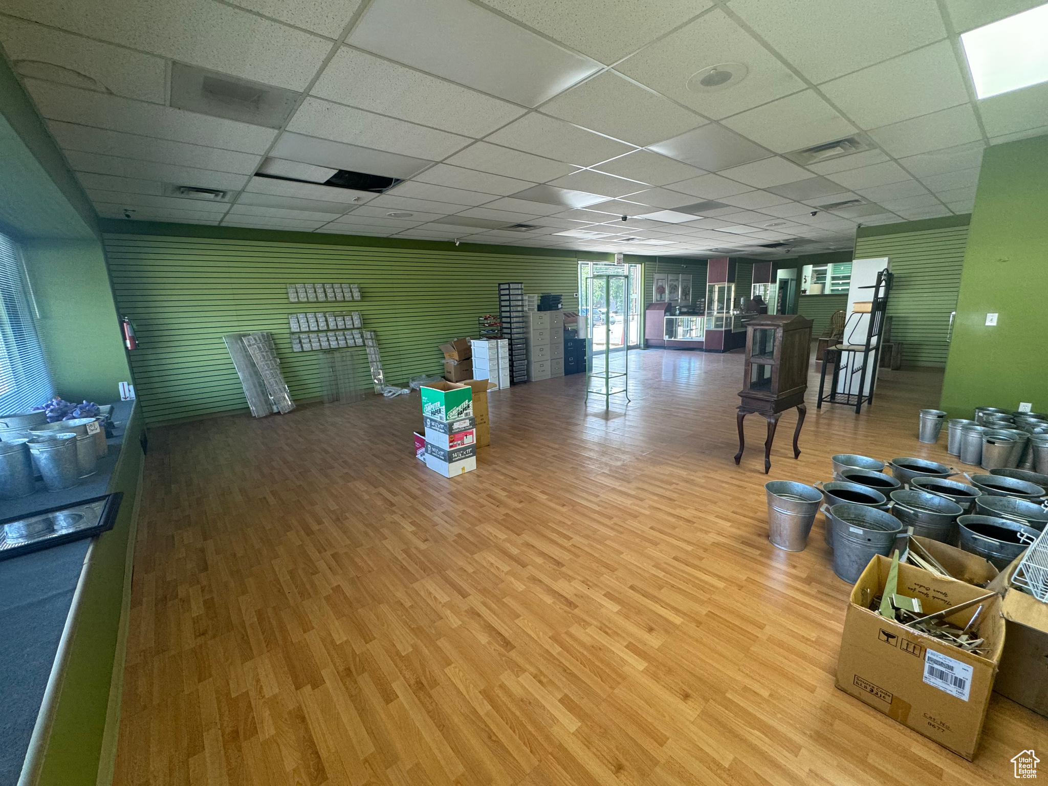 PERRY SUB - Commercial Lease