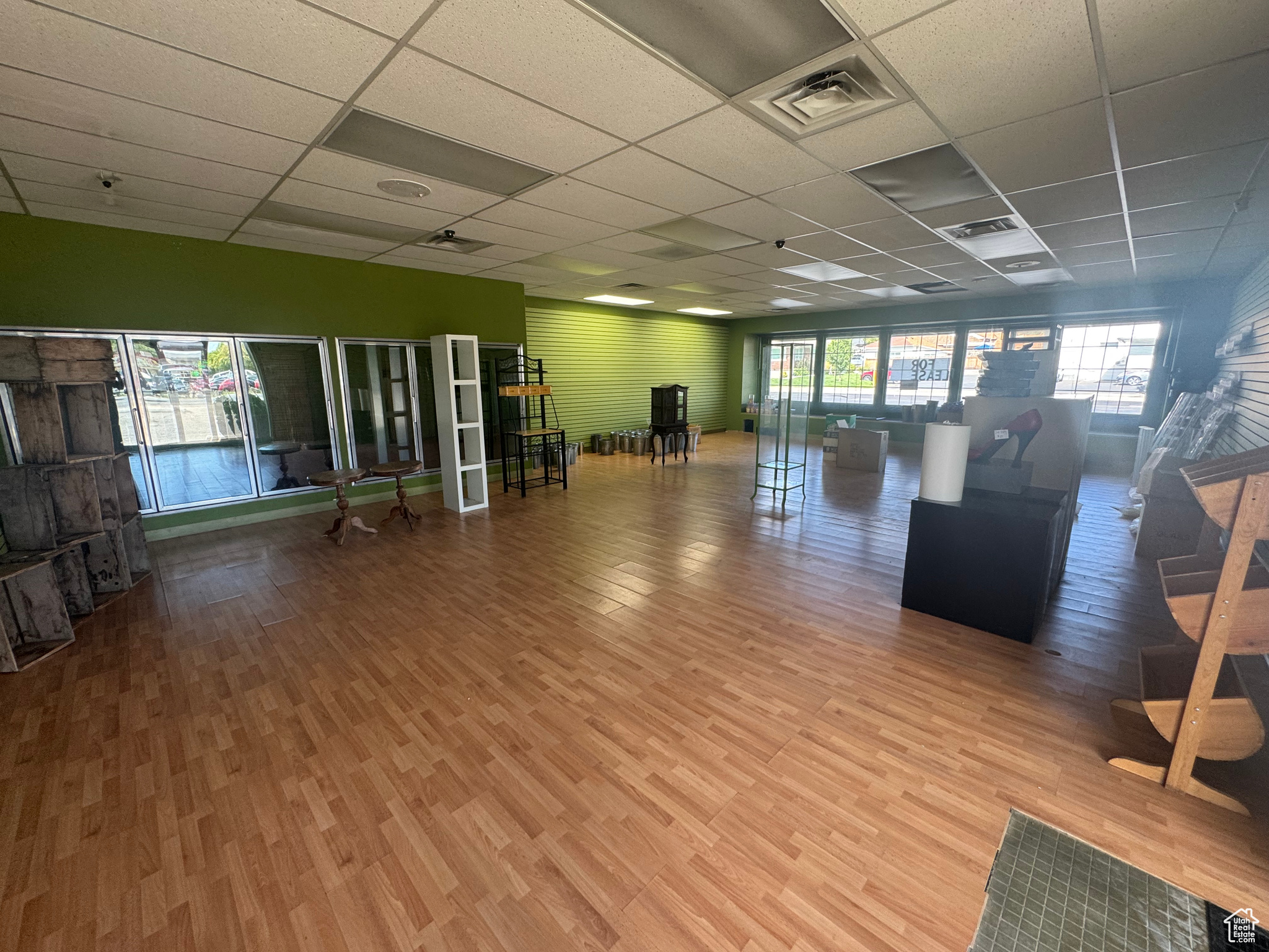 PERRY SUB - Commercial Lease