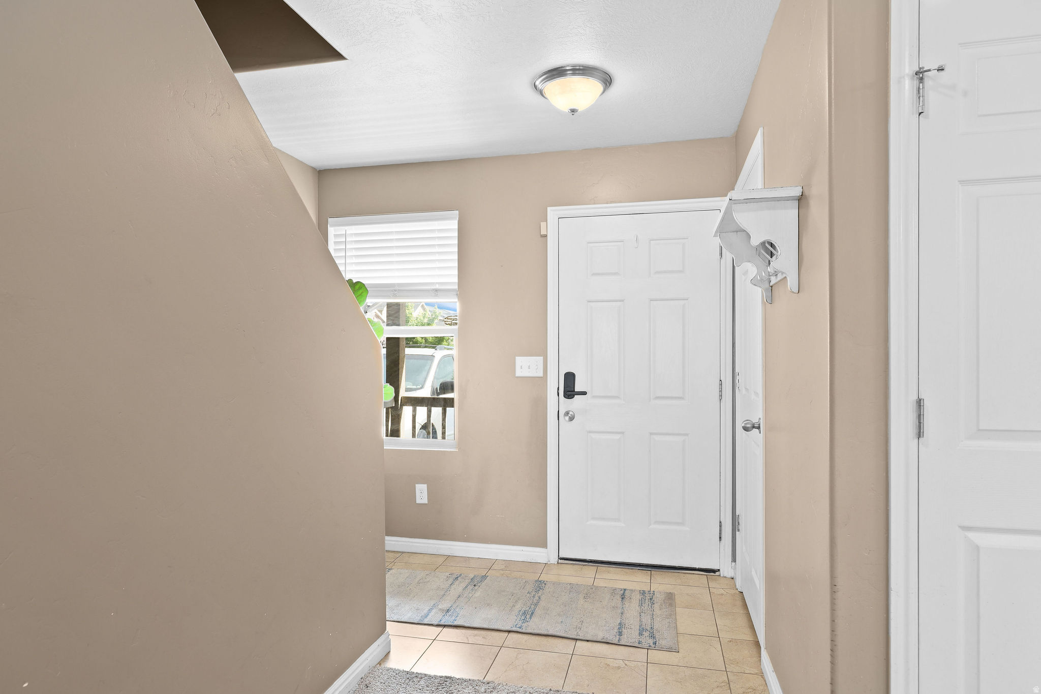 NEWTOWNE SQUARE - Residential