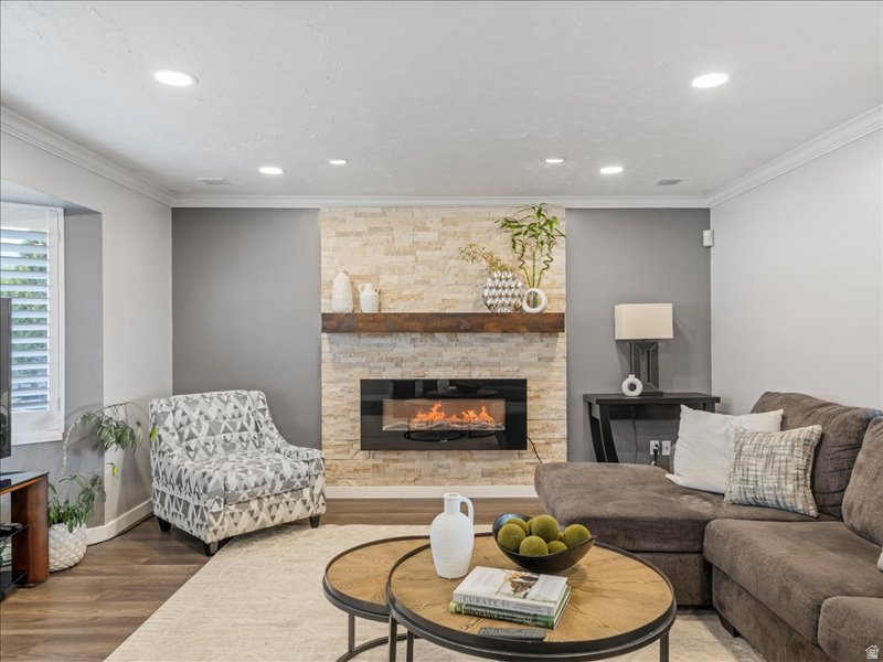 QUAIL POINT - Residential