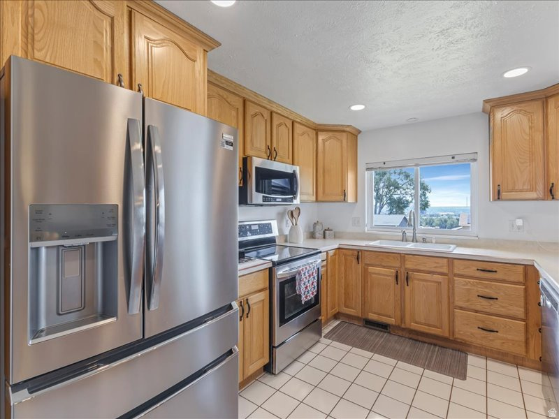 QUAIL POINT - Residential