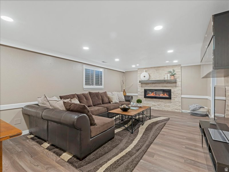 QUAIL POINT - Residential