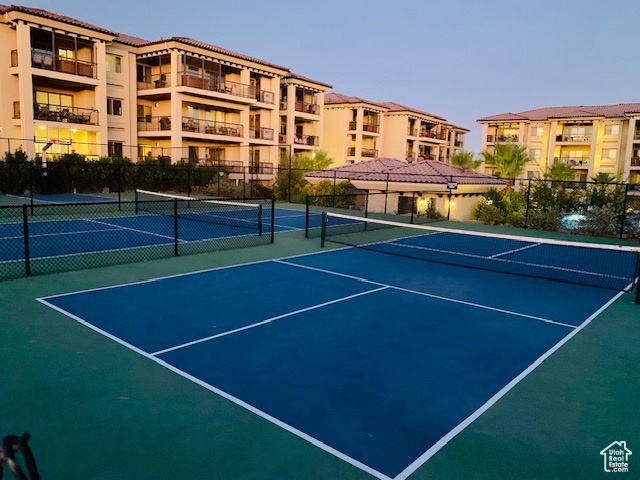 ESTANCIA - Residential