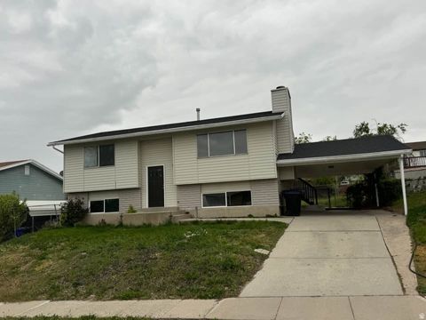 Photo of 5127 W VERDUGO DR, Salt Lake City, UT 84118 (MLS # 2159524)