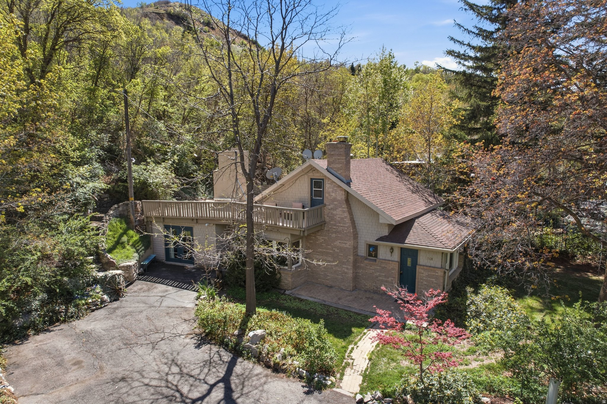 SPRINGDELL - Residential