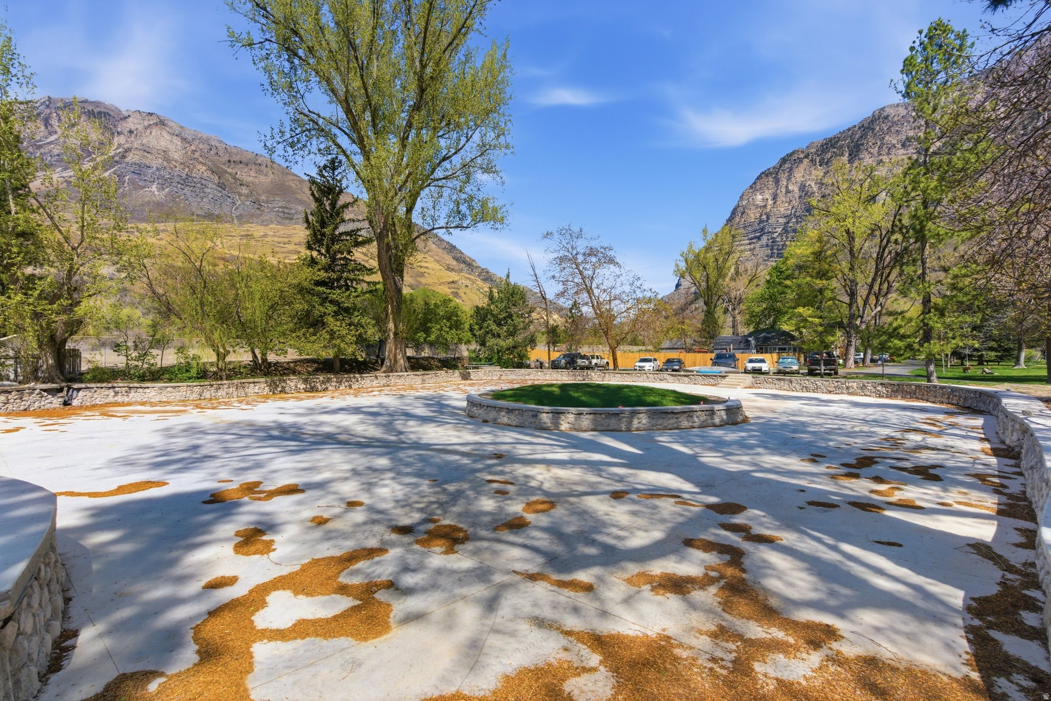 SPRINGDELL - Residential