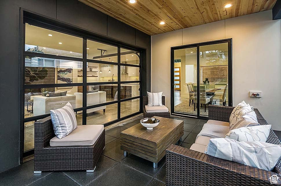 BLOOMINGTON HILLS 10 - Land