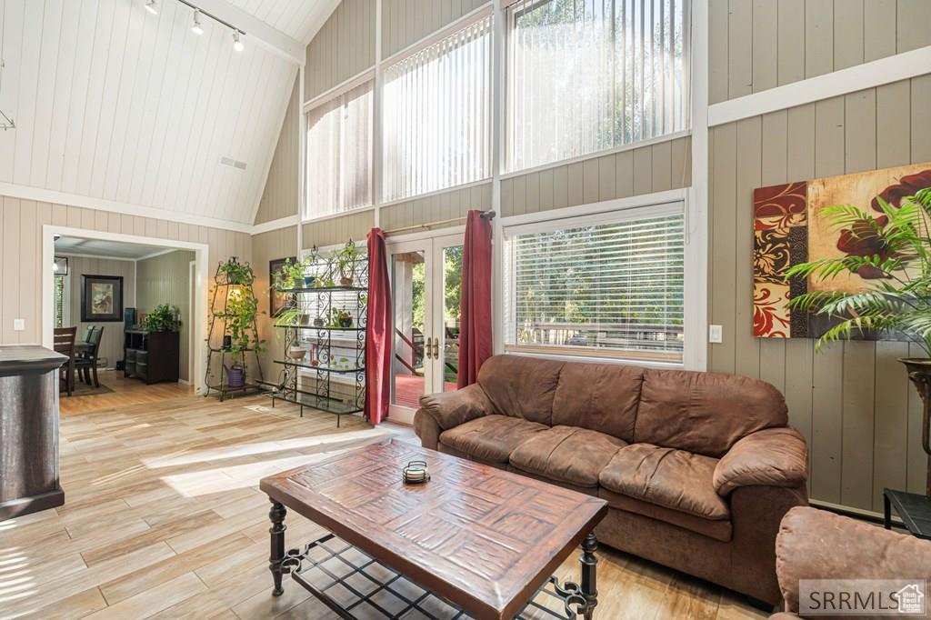 COTTONWOOD - Residential