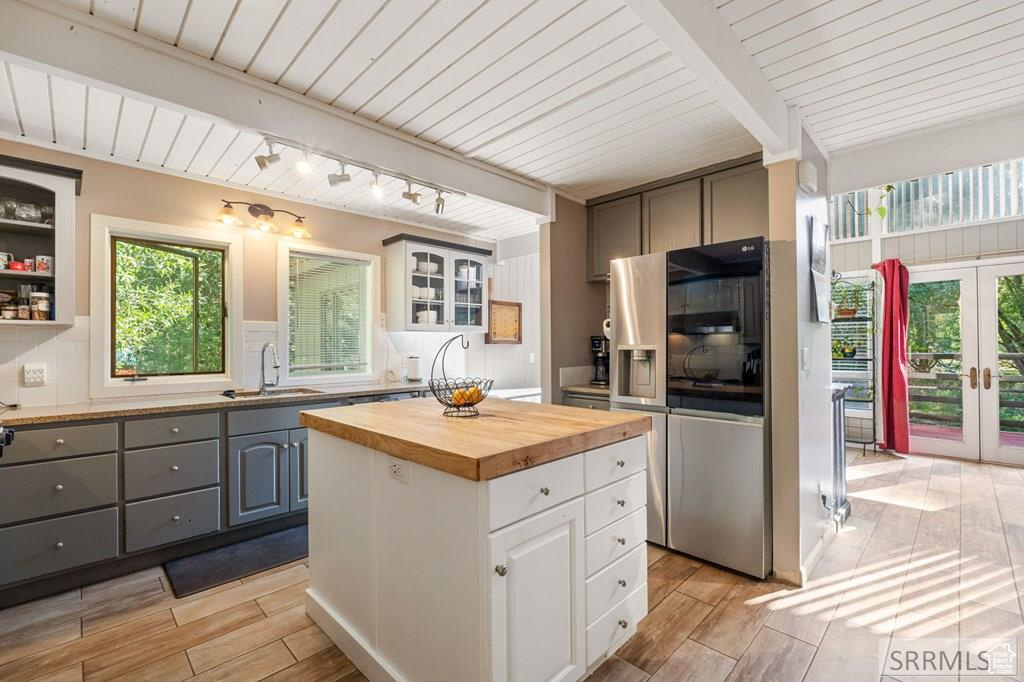 COTTONWOOD - Residential