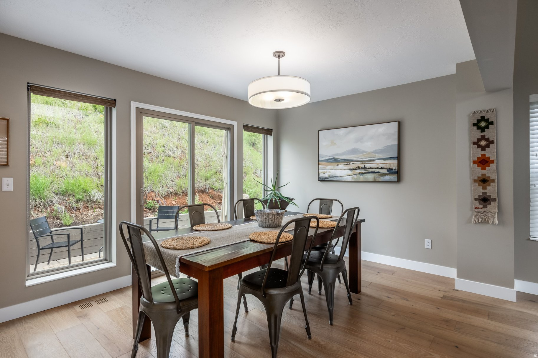 EAGLE RIDGE - Residential
