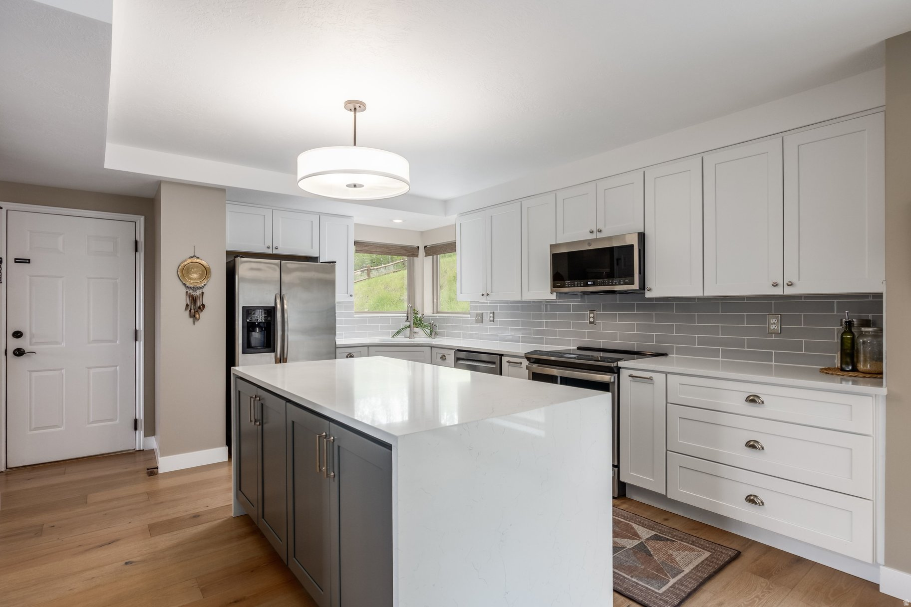 EAGLE RIDGE - Residential