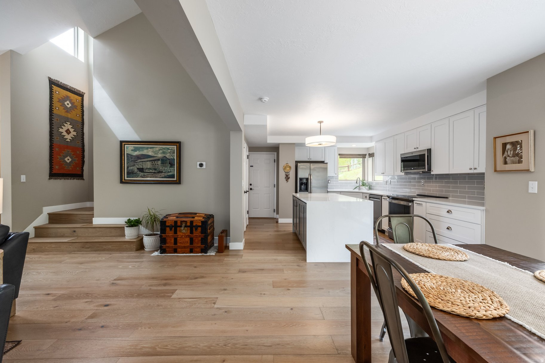 EAGLE RIDGE - Residential