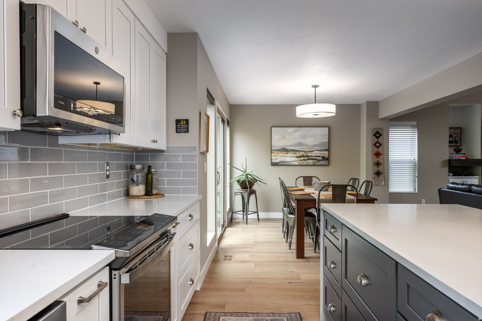EAGLE RIDGE - Residential