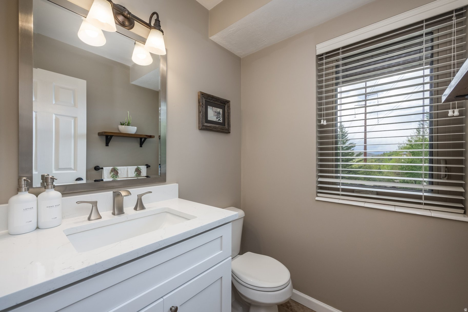 EAGLE RIDGE - Residential