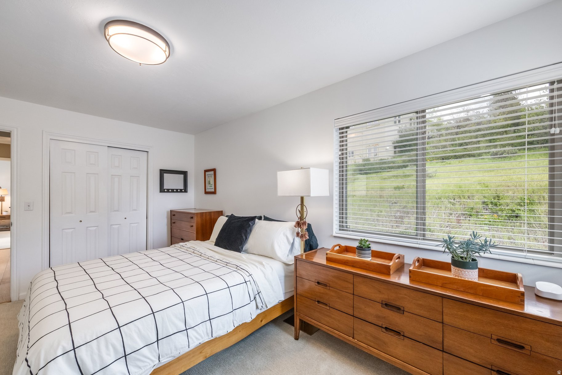 EAGLE RIDGE - Residential