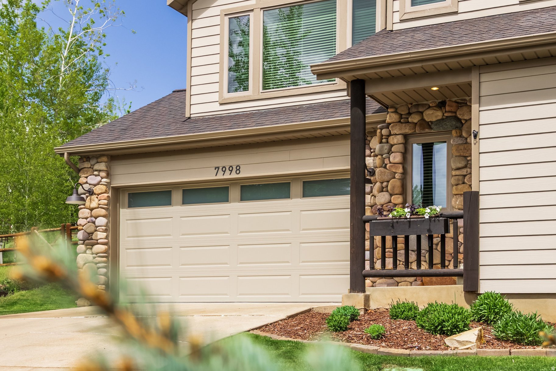 EAGLE RIDGE - Residential