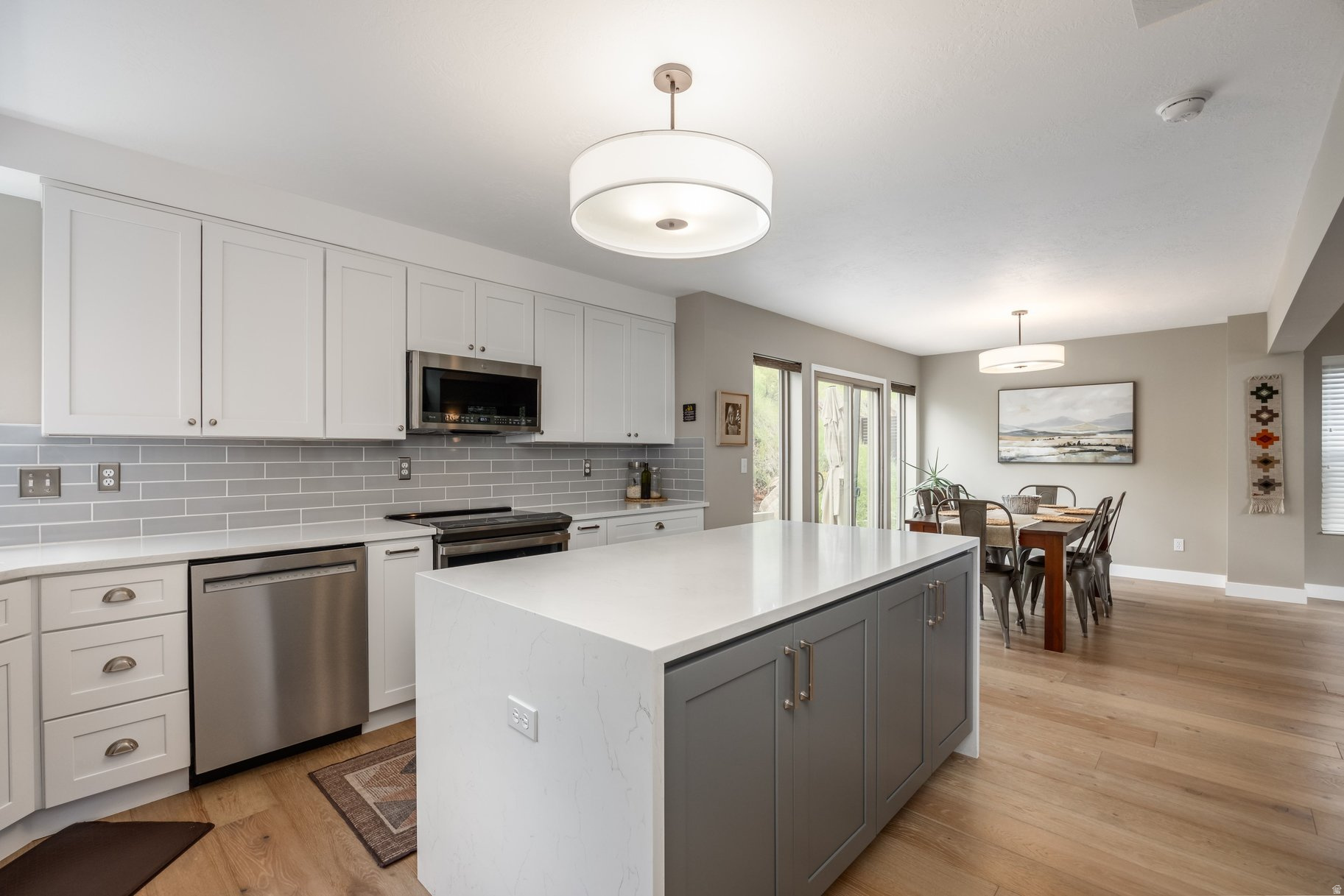 EAGLE RIDGE - Residential