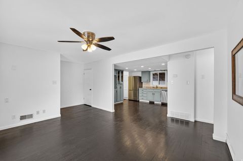 Tiny photo for 310 W 4675 S, Washington Terrace, UT 84405 (MLS # 2142575)