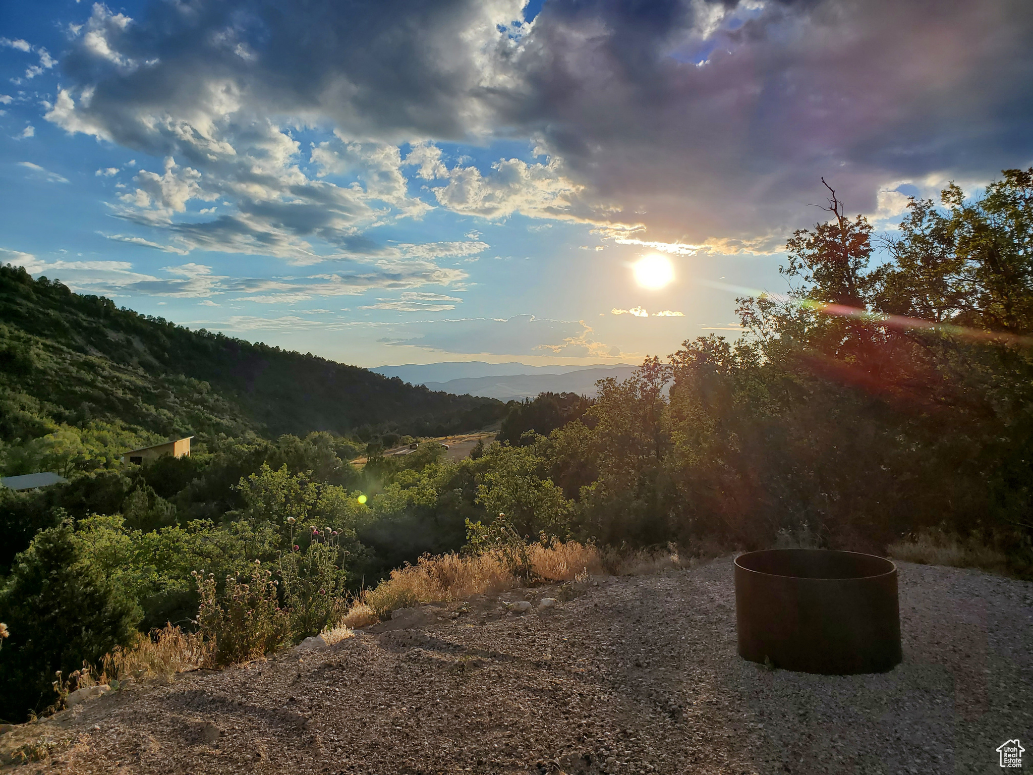SKYLINE MOUNTAIN RES - Land