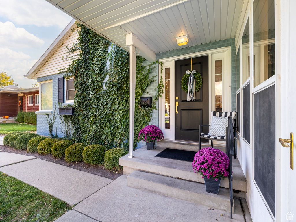 Photo of 3050 S GRACE ST, Millcreek, UT 84109 (MLS # 2119564)