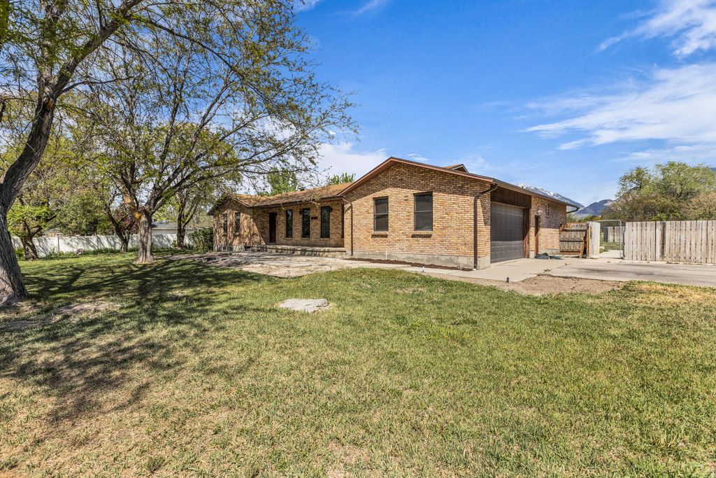 Photo of 10705 S 300 E, Sandy, UT 84070 (MLS # 2153388)
