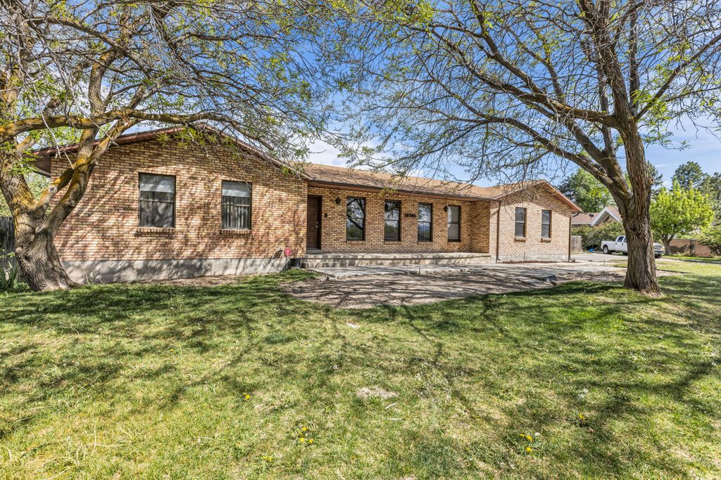 Photo of 10705 S 300 E, Sandy, UT 84070 (MLS # 2153388)