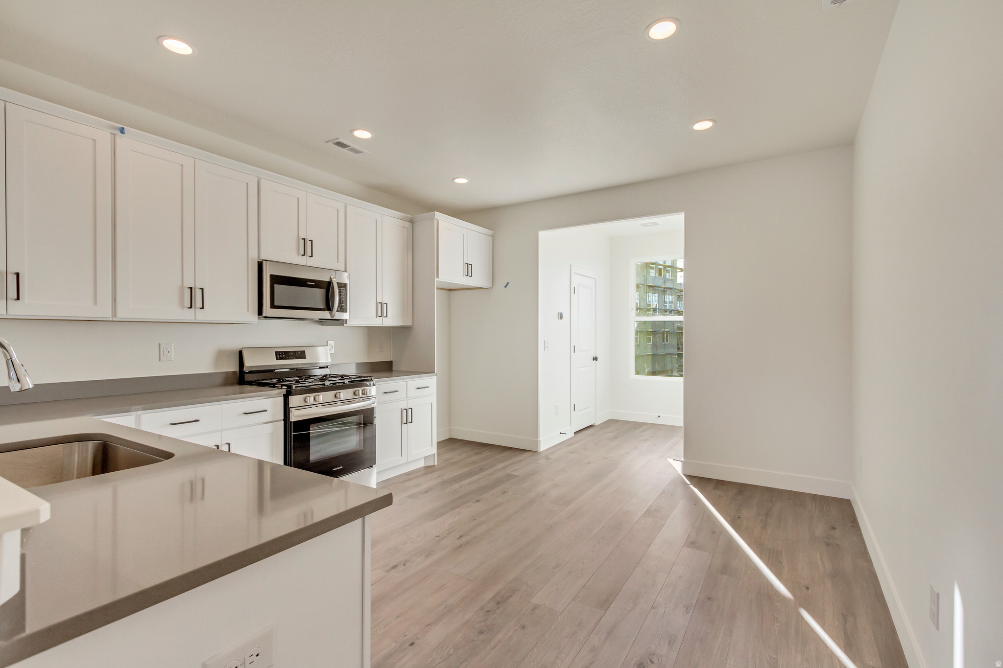 DOWNTOWN DAYBREAK - Residential