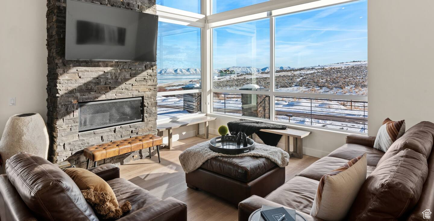 BECK HILLSIDE ESTATE - Residential
