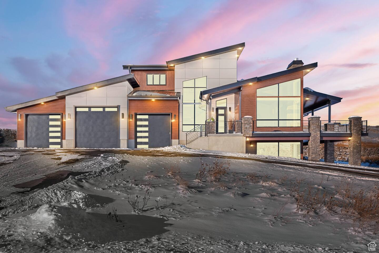 BECK HILLSIDE ESTATE - Residential