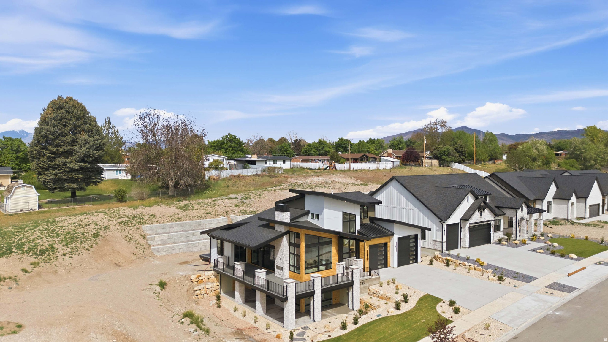 BECK HILLSIDE ESTATE - Residential