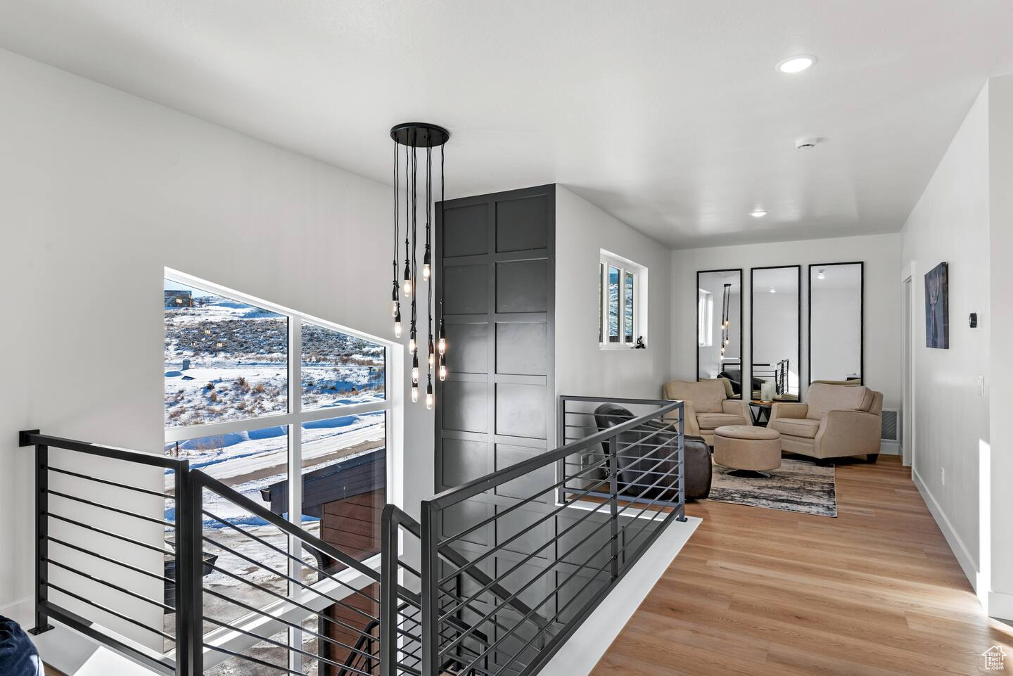 BECK HILLSIDE ESTATE - Residential