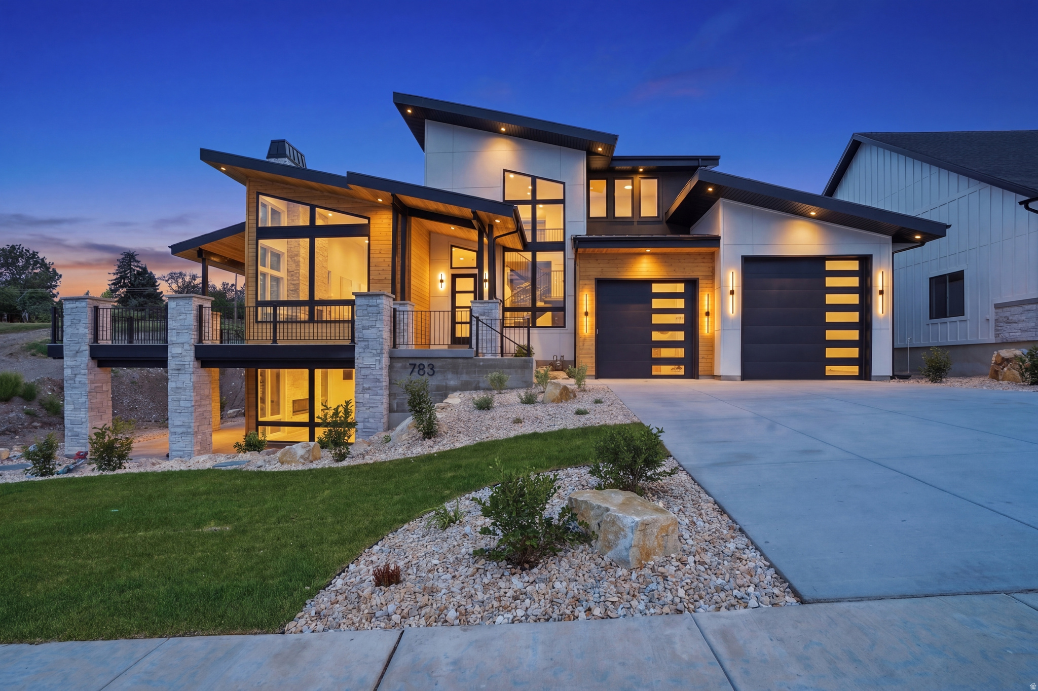 BECK HILLSIDE ESTATE - Residential