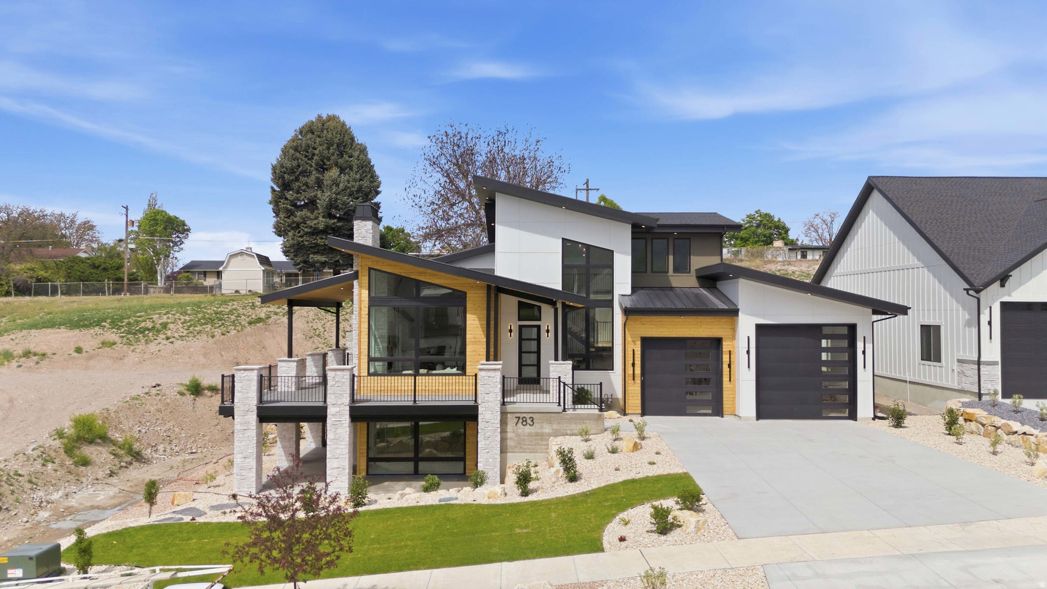 BECK HILLSIDE ESTATE - Residential